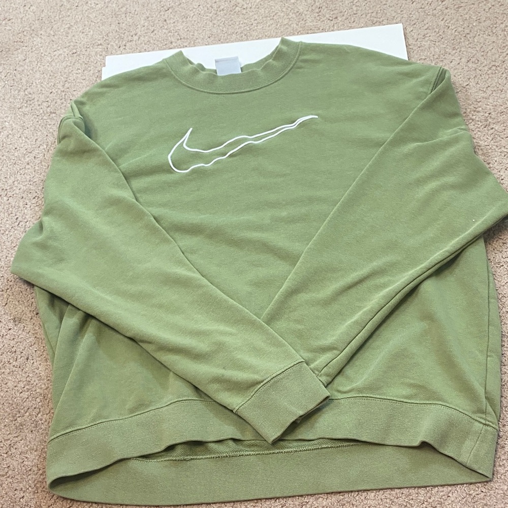 Nike Woman’s Sweatshirt